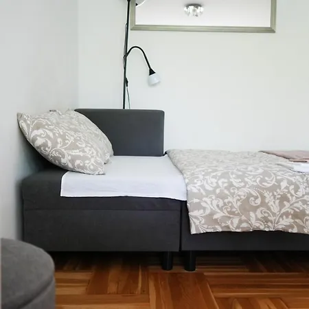 Mieszkanie Sobieskiego Apartment *